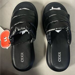 Cider Black Quilted Slides